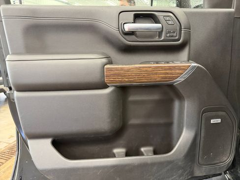 Used 2020 Chevrolet Silverado 3500 High Country w/ Z71 Off-Road Package image 22