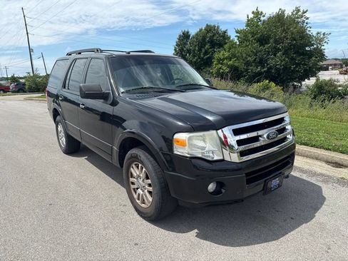 Used 2014 Ford Expedition XLT AWD/4WD image 2