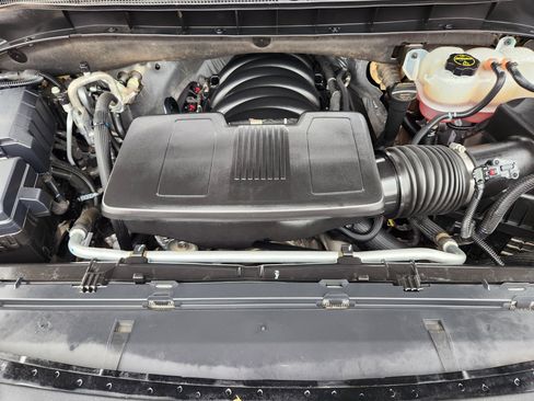 Certified 2025 Chevrolet Tahoe LT image 33