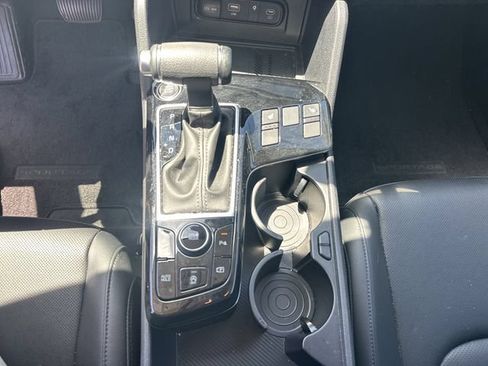 Certified 2024 Kia Sportage EX FWD image 22