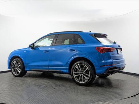 Used 2023 Audi Q3 2.0T Premium w/ Black Optic Sport Package AWD/4WD image 6