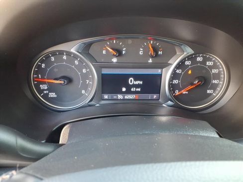 Used 2024 GMC Terrain SLT image 24