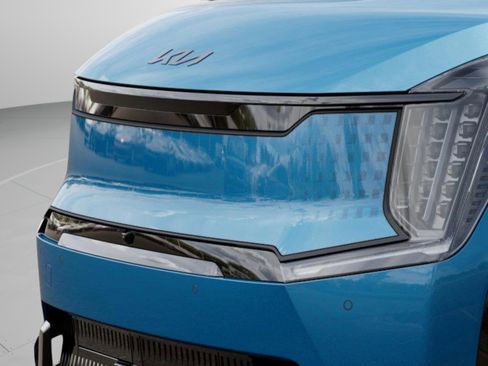 New 2026 Kia EV9 Land image 13