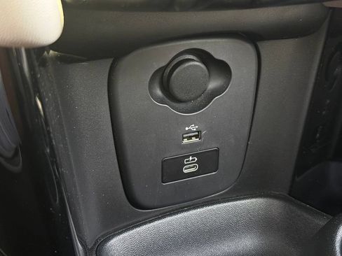 Certified 2024 MINI Cooper S FWD image 27