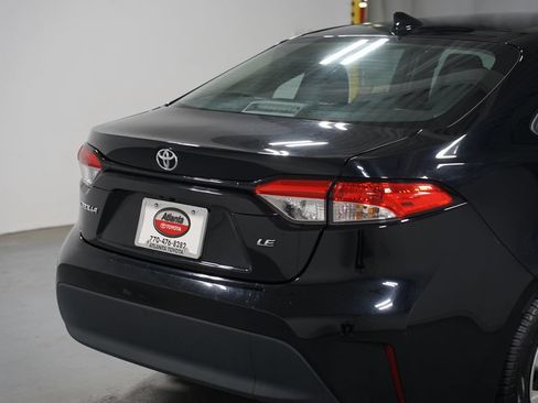Certified 2024 Toyota Corolla LE FWD image 9