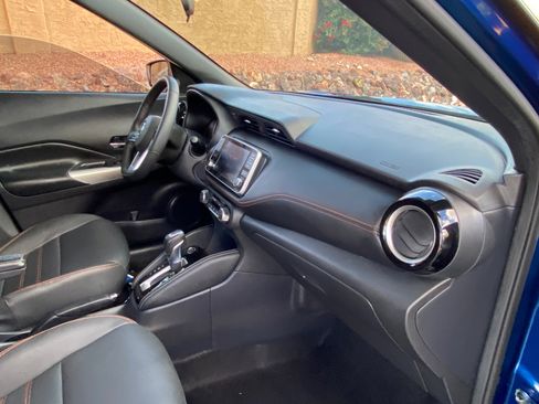 Used 2020 Nissan Kicks SR w/ SR Premium Package image 53