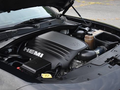 Used 2018 Dodge Charger R/T image 37