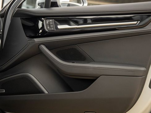 New 2026 Porsche Panamera 4 AWD/4WD image 44