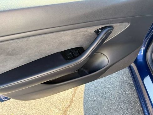 Used 2018 Tesla Model 3 Long Range AWD/4WD image 19