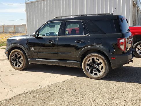 Used 2021 Ford Bronco Sport Outer Banks image 2