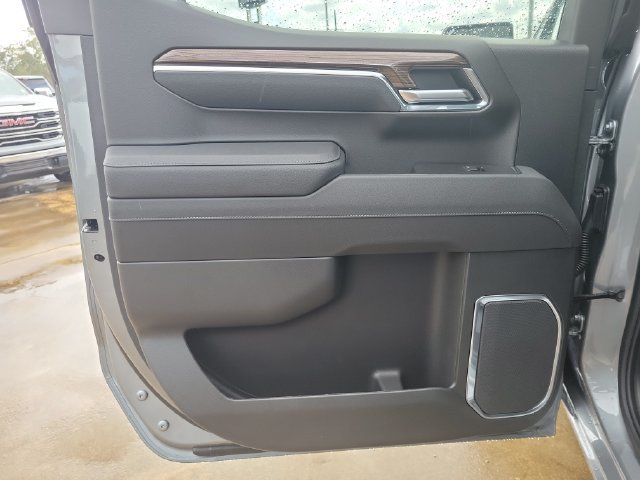 New 2026 Chevrolet Silverado 1500 RST w/ Z71 Off-Road Package AWD/4WD image 14