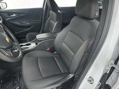 Used 2024 Chevrolet Malibu LT image 10