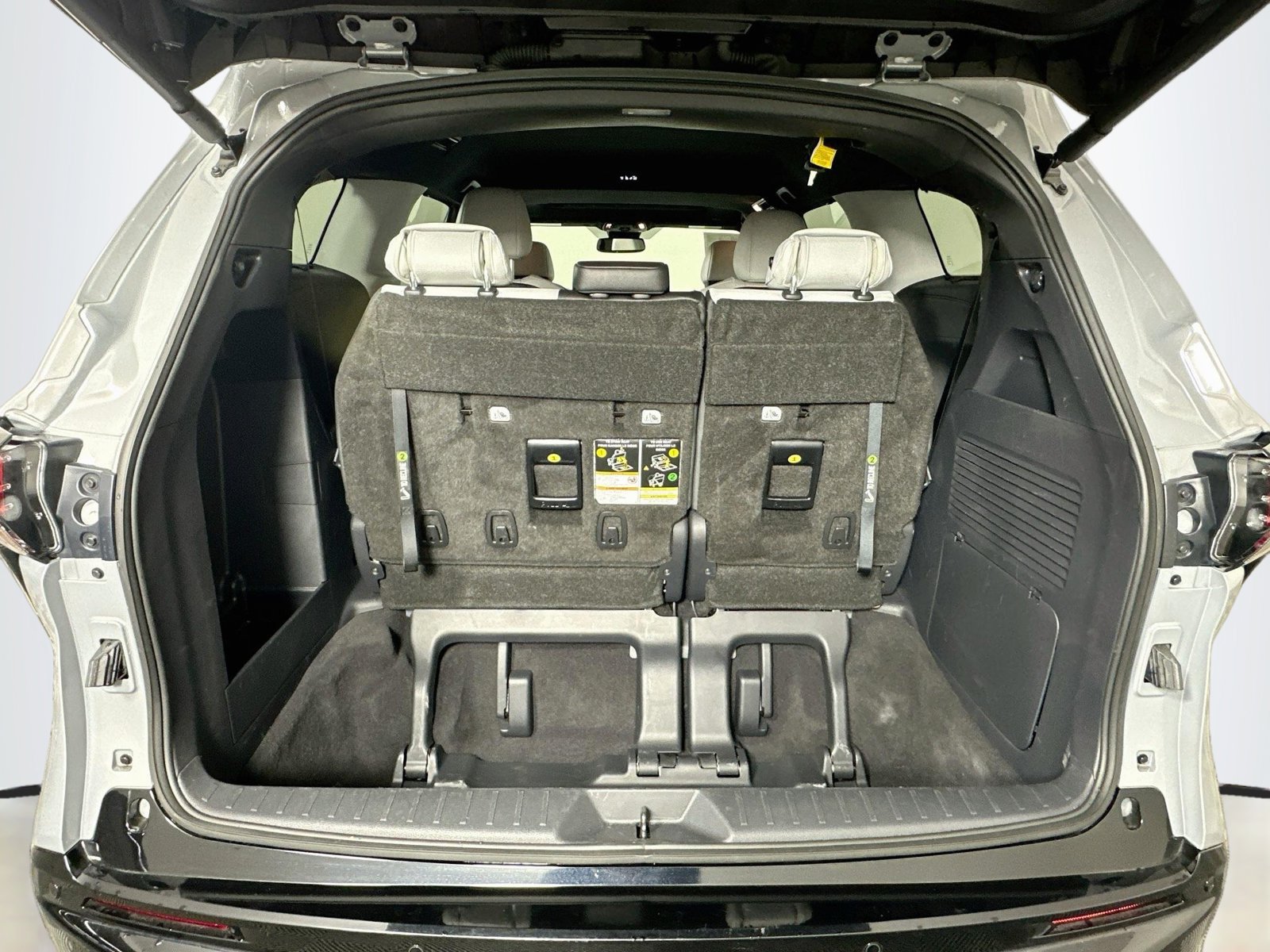 Used 2026 Toyota Sienna XSE AWD/4WD image 28