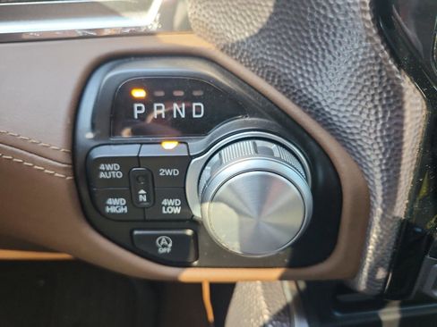 Used 2022 RAM 1500 Limited image 22