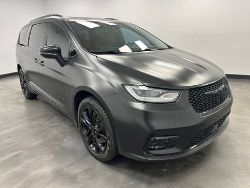 Used 2022 Chrysler Pacifica Pinnacle image 10