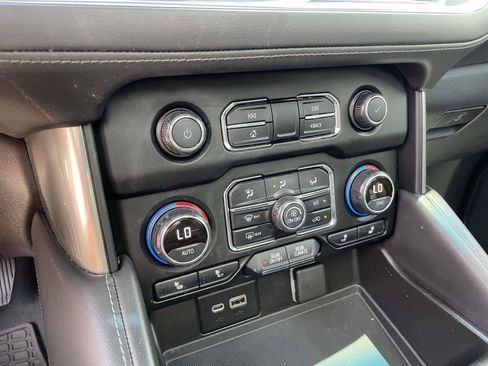 Used 2021 Chevrolet Tahoe Z71 AWD/4WD image 15