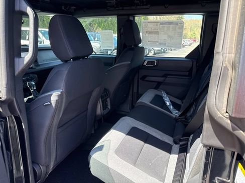 New 2025 Ford Bronco 4-Door w/ Sasquatch Package AWD/4WD image 13