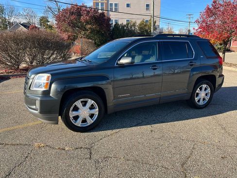 Used 2017 GMC Terrain SLE image 11