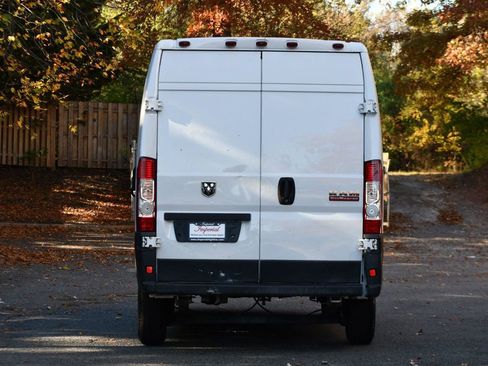Used 2016 RAM ProMaster 2500 w/ Premium Appearance Group image 4