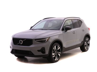Certified 2025 Volvo XC40 B5 Plus w/ Protection Package Premier