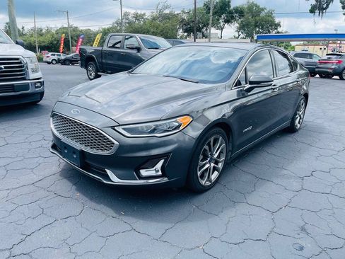 Used 2019 Ford Fusion Titanium FWD image 7