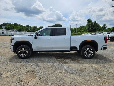 New 2026 GMC Sierra 2500 Denali Ultimate AWD/4WD image 2