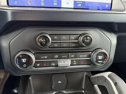 Used 2021 Ford Bronco Outer Banks image 12