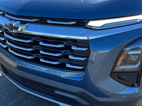 New 2026 Chevrolet Equinox LT w/ Convenience Package II image 9