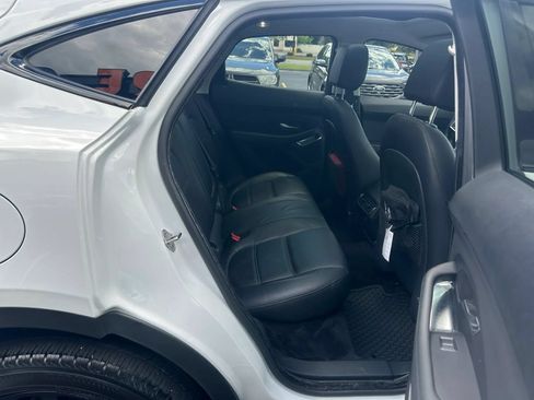 Used 2020 Jaguar E-PACE AWD/4WD image 17
