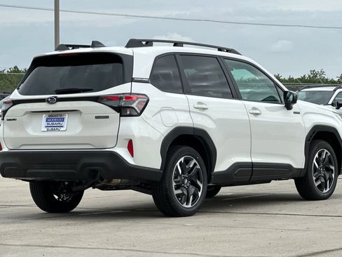 New 2026 Subaru Forester Premium image 3