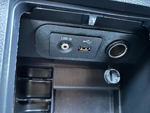 Used 2015 Ford Mustang Convertible RWD image 24