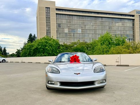 Used 2007 Chevrolet Corvette Coupe w/ Preferred Equipment Group RWD image 61