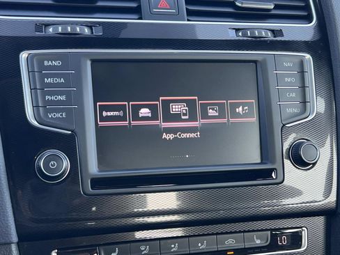 Used 2017 Volkswagen GTI Autobahn image 13