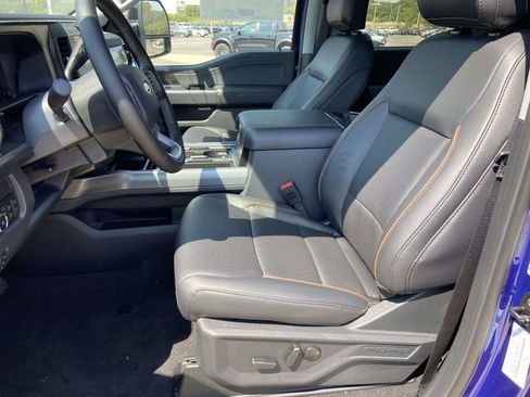 New 2026 Ford F250 Lariat w/ Black Appearance Package image 8