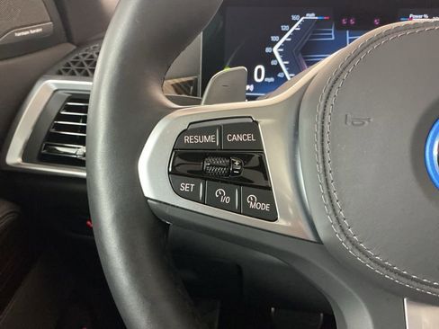 Used 2026 BMW X5 xDrive50e w/ M Sport Package image 16