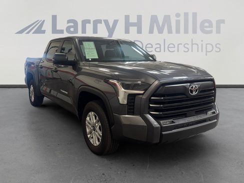 Certified 2026 Toyota Tundra SR5 w/ SR5 Convenience Package AWD/4WD image 7