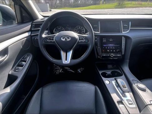 Used 2023 INFINITI QX50 Pure AWD/4WD image 5