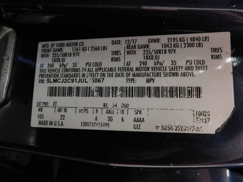 Used 2018 Lincoln MKC Select w/ Select Plus Package image 28