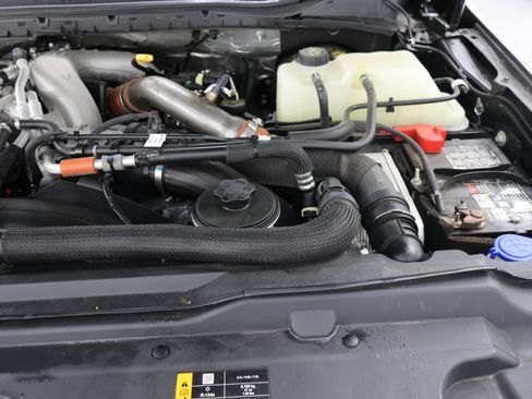 Used 2023 Ford F350 Lariat w/ Chrome Package image 19