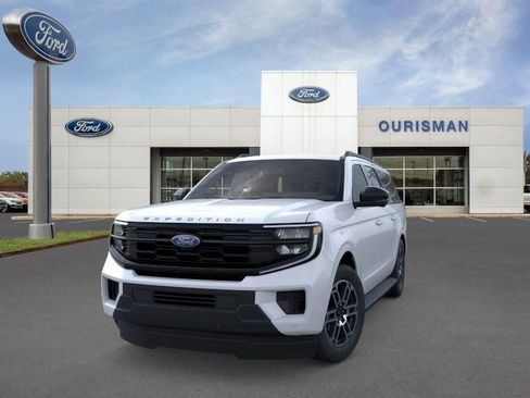 New 2025 Ford Expedition Max Active image 3