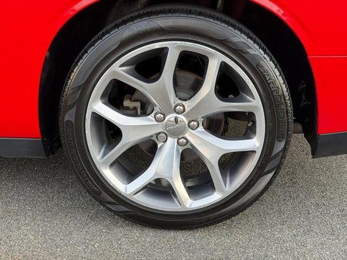 Used 2016 Dodge Challenger SXT Plus image 14