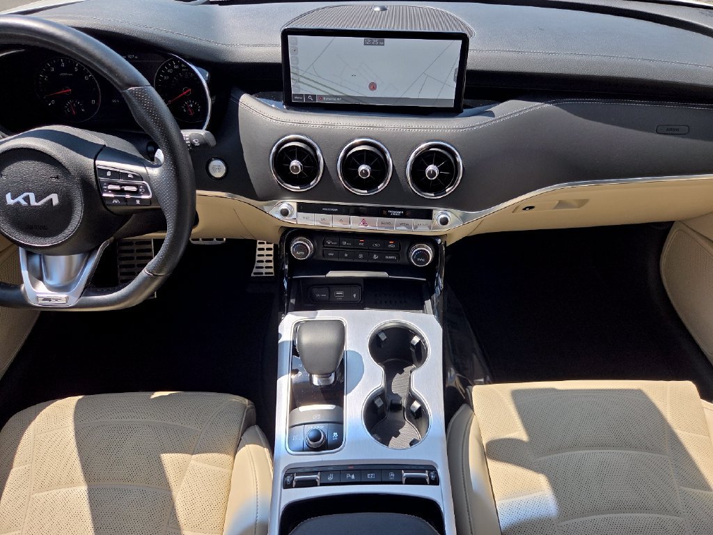 Used 2023 Kia Stinger GT2 AWD/4WD image 15