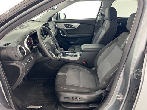 Used 2024 Chevrolet Blazer LT w/ Convenience Package FWD image 17