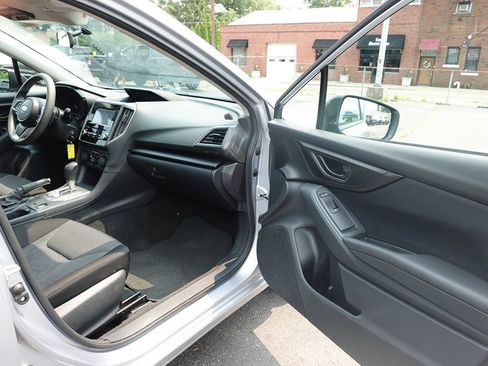 Used 2023 Subaru Impreza 2.0i Premium AWD/4WD image 27