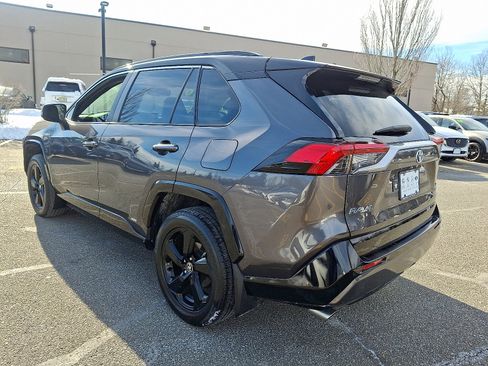 Used 2020 Toyota RAV4 XSE image 4