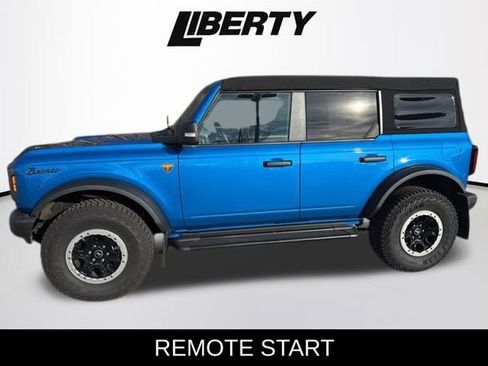 Used 2023 Ford Bronco Badlands w/ Sasquatch Package image 4