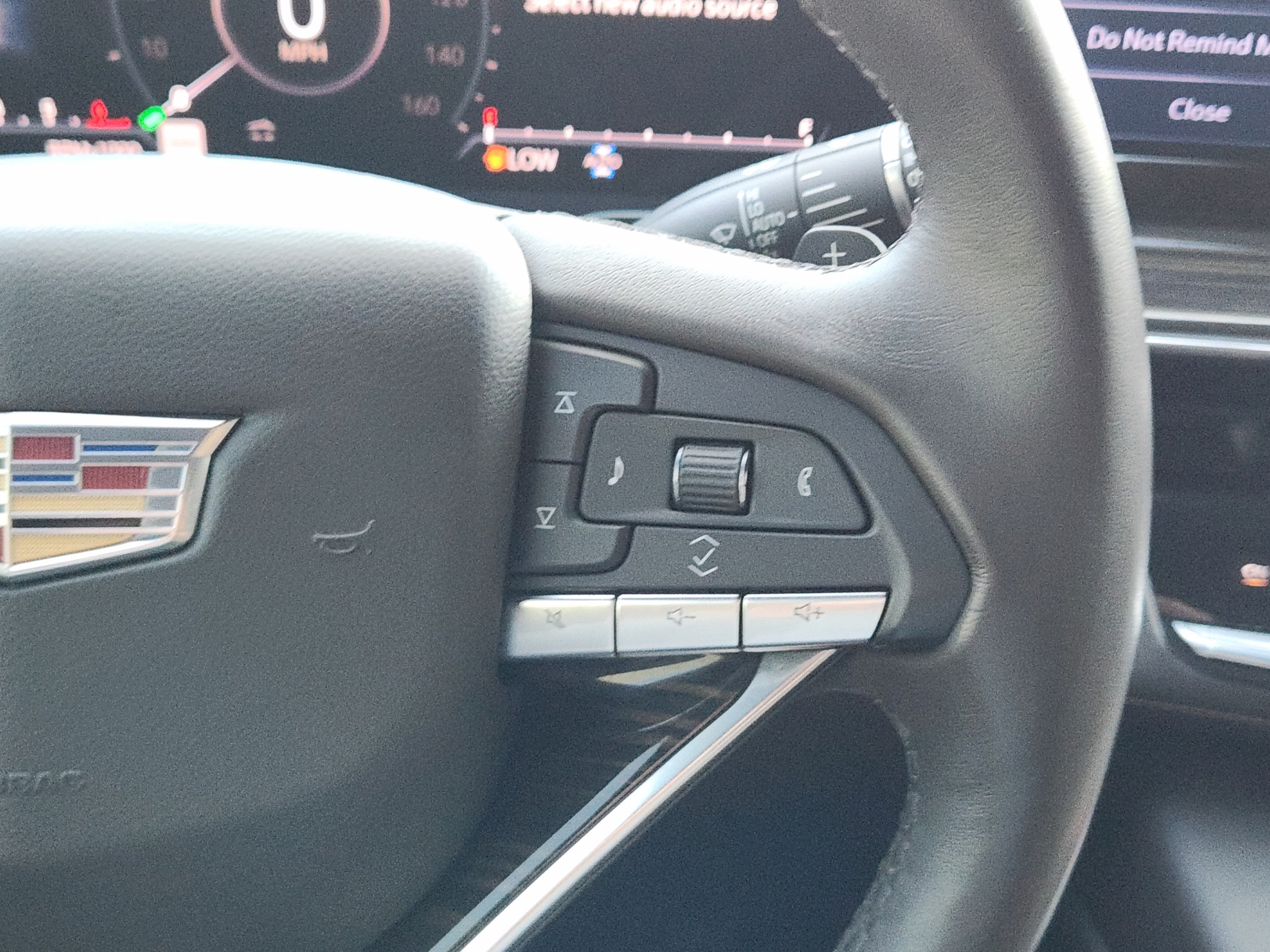 Used 2021 Cadillac Escalade Sport w/ Driver Assist Tech Package AWD/4WD image 27