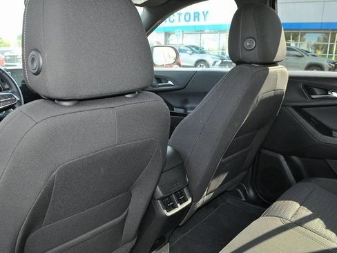 New 2026 Chevrolet Equinox LT image 12