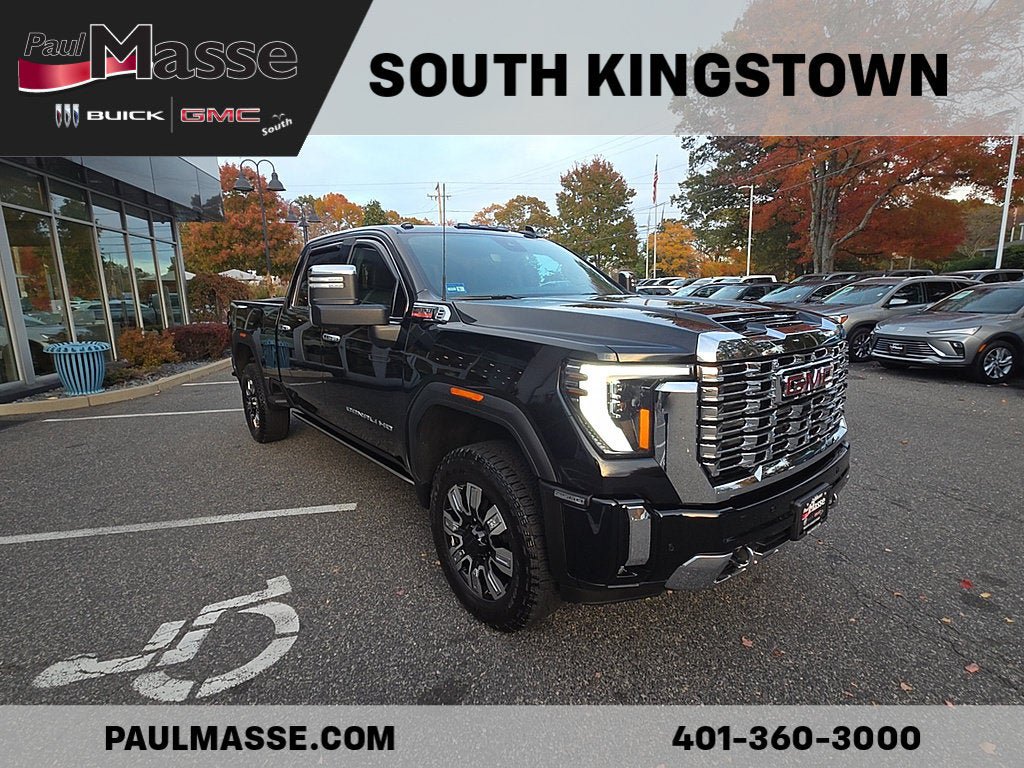 Used 2024 GMC Sierra 2500 Denali w/ Denali Reserve Package AWD/4WD image 3