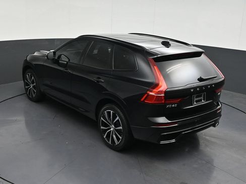 Used 2024 Volvo XC60 B5 Plus AWD/4WD image 17